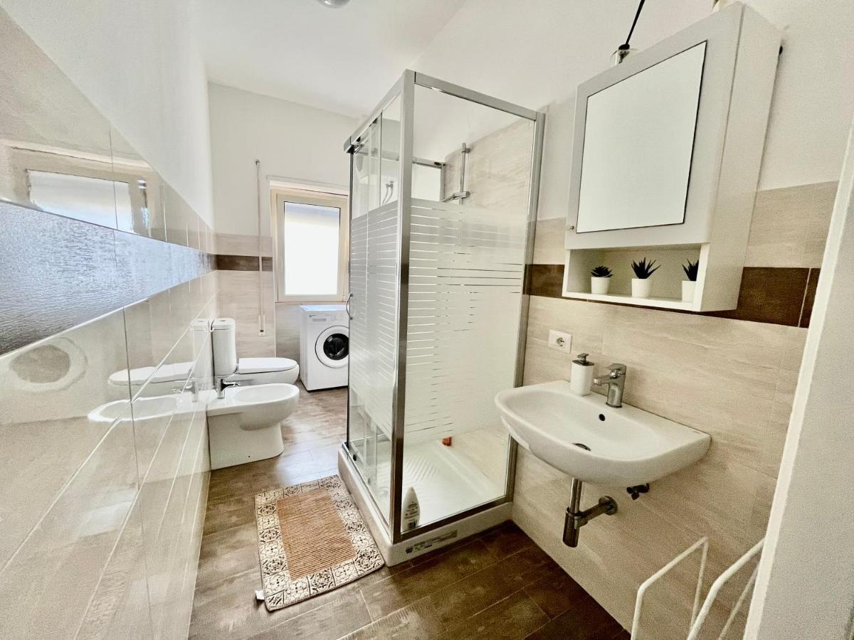 Sea View Holiday Apartment Катания Екстериор снимка